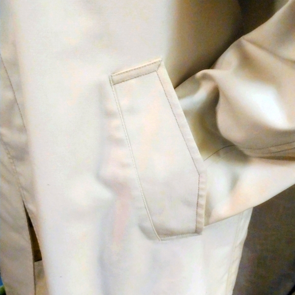 London Fog poly/cotton 3/4 length raincoat - Picture 4 of 7